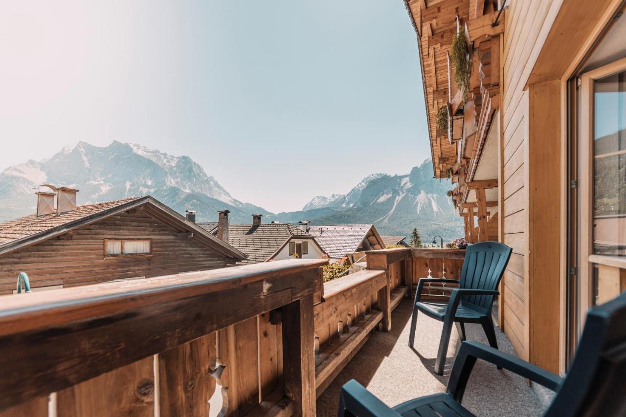 Alpenhof Hotel แลร์มอส ภายนอก รูปภาพ