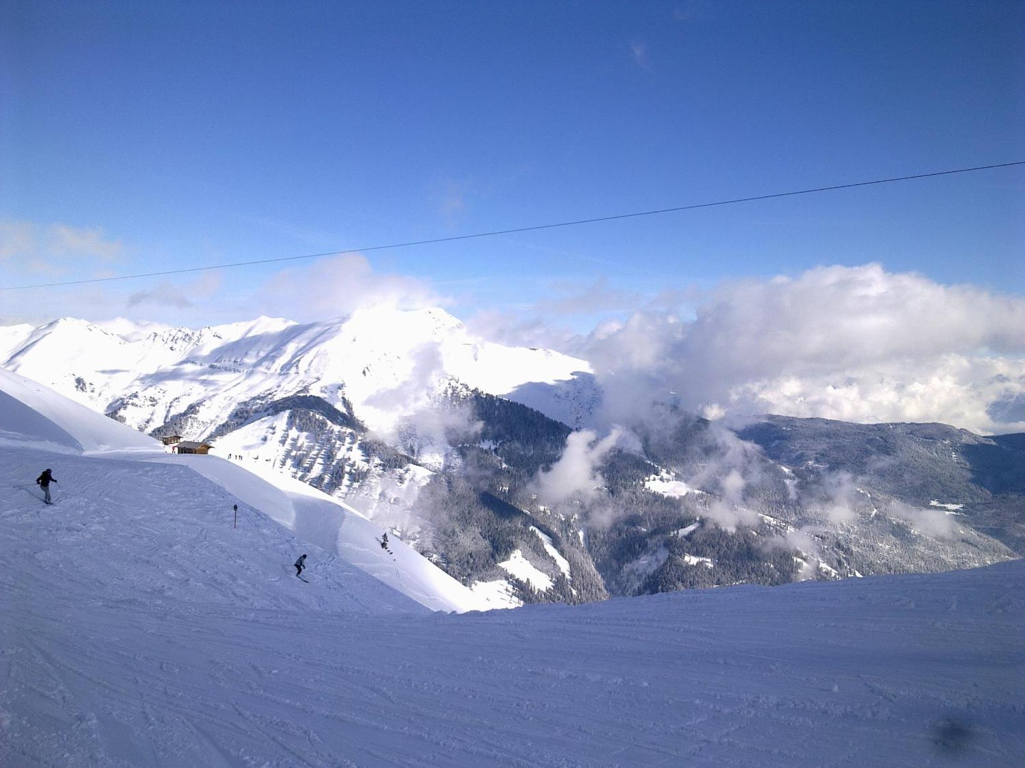 Alpenhof Hotel แลร์มอส ภายนอก รูปภาพ