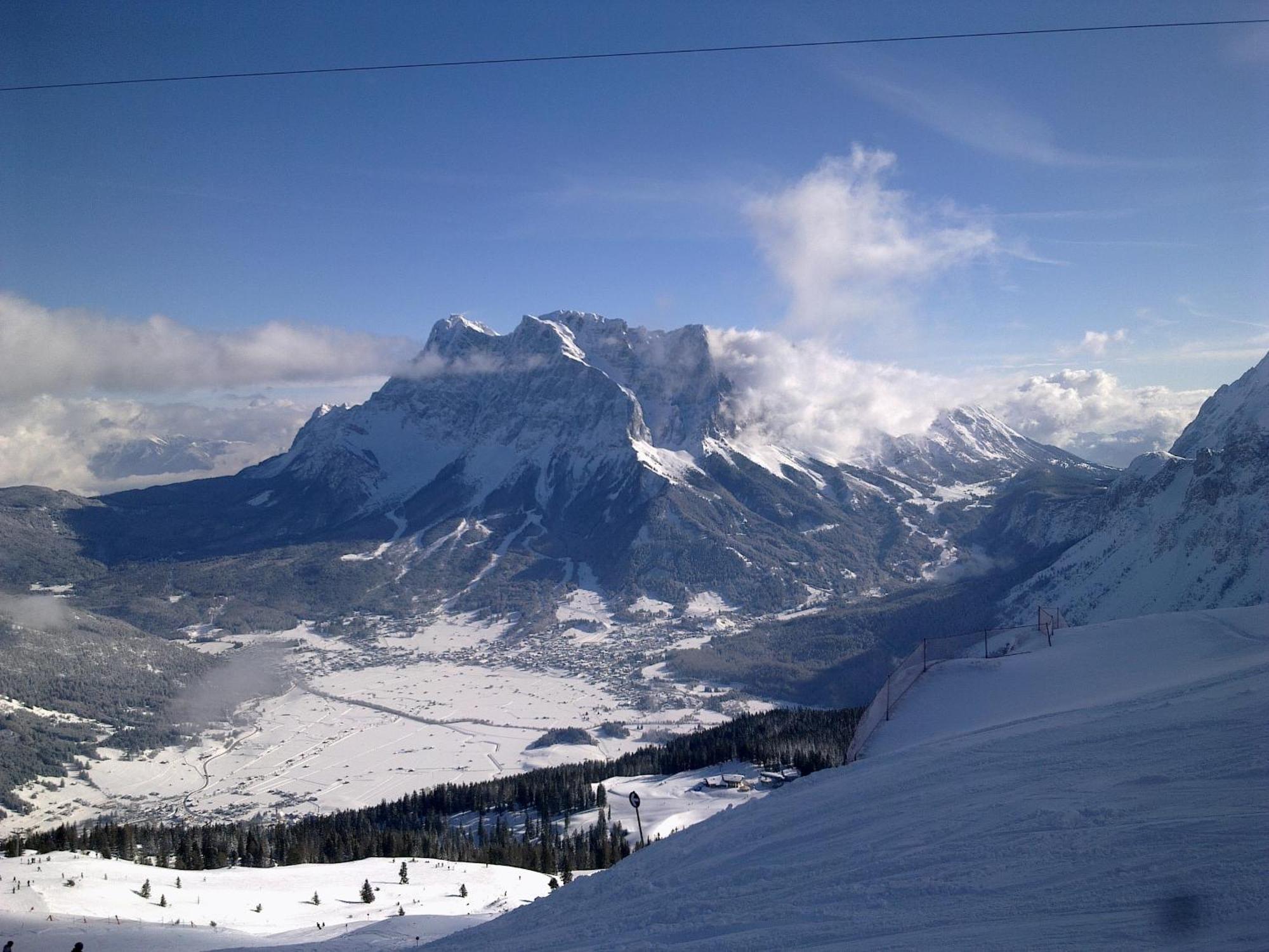 Alpenhof Hotel แลร์มอส ภายนอก รูปภาพ