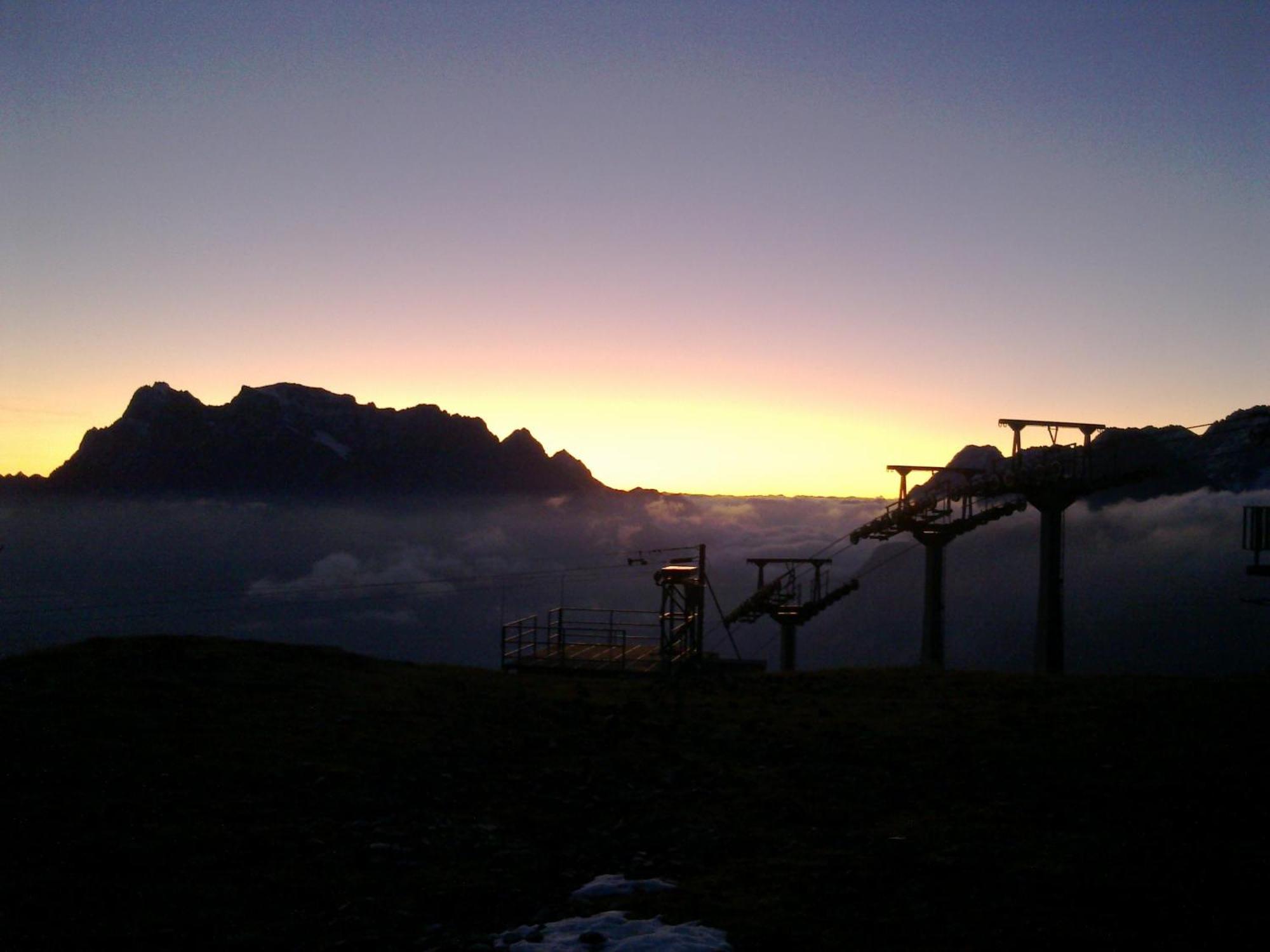 Alpenhof Hotel แลร์มอส ภายนอก รูปภาพ