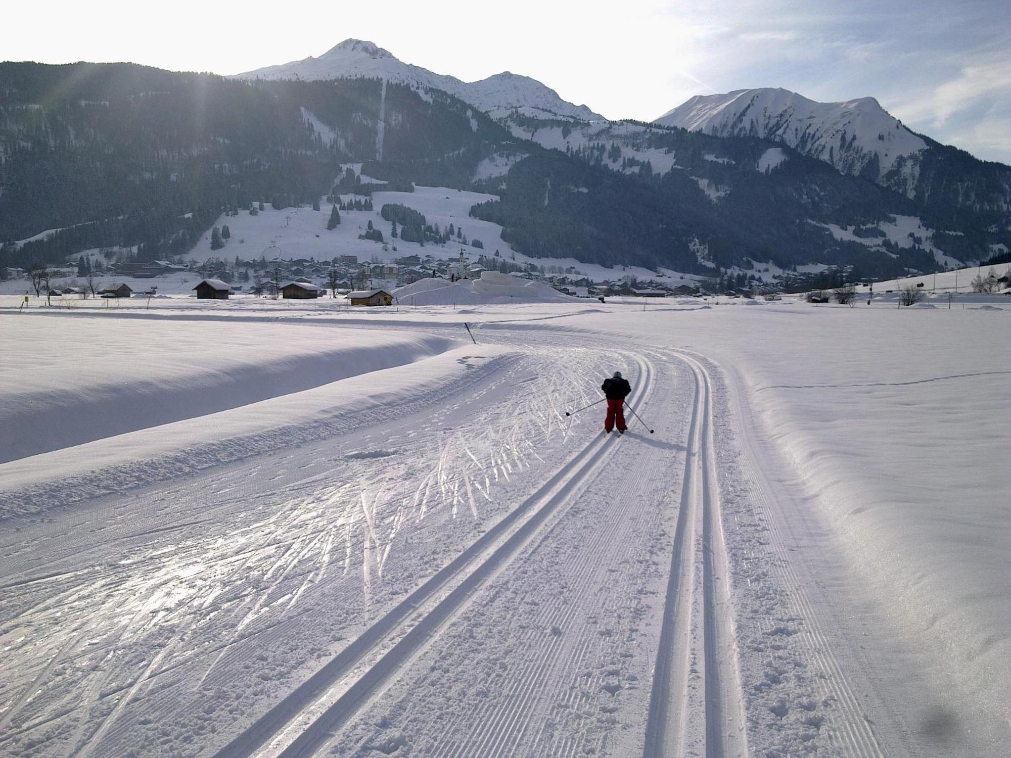 Alpenhof Hotel แลร์มอส ภายนอก รูปภาพ